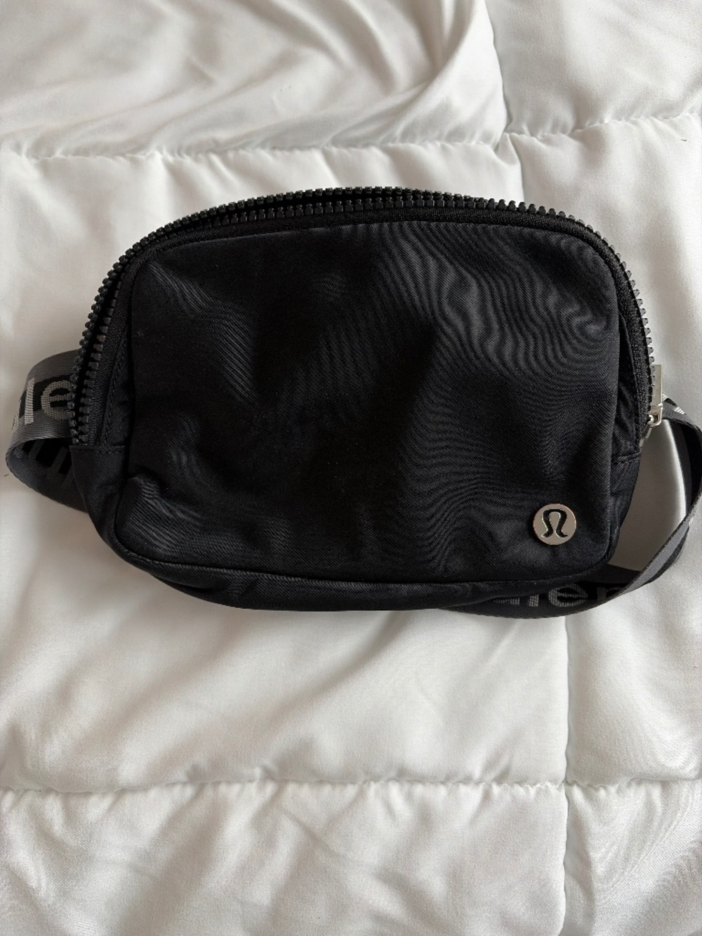 Lululemon belt bag